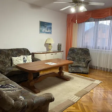 Villa Lana *